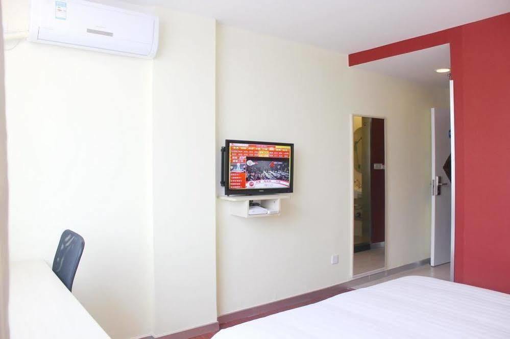 Hanting Hotel Yibin Zhongshan Street Luaran gambar