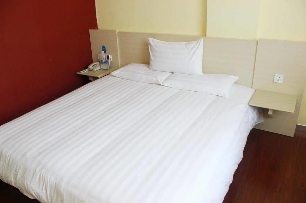 Hanting Hotel Yibin Zhongshan Street Luaran gambar